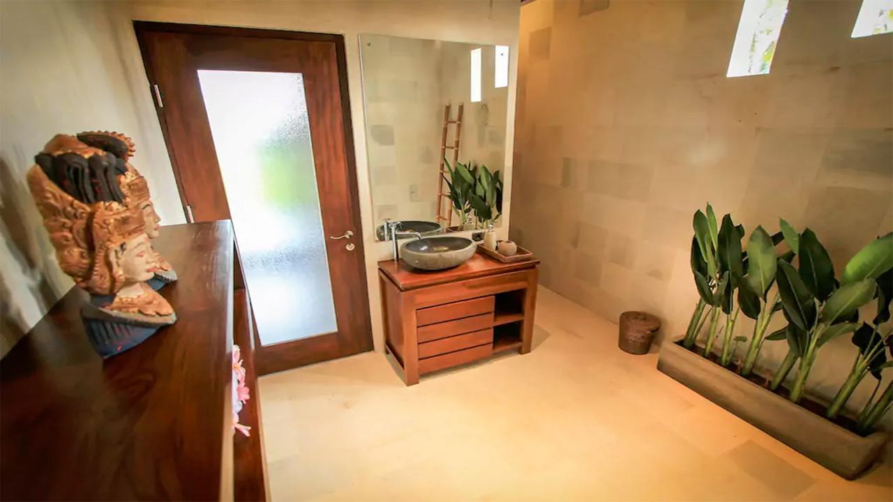 Villa Heron Ubud エクステリア 写真